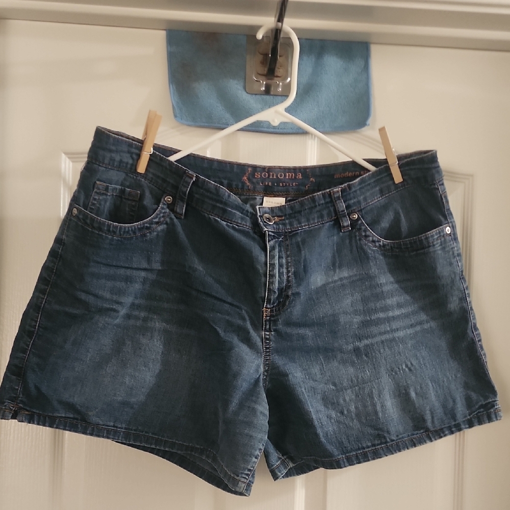 Sonora Modern Jean Shorts, Size 16 Medium Denim Color